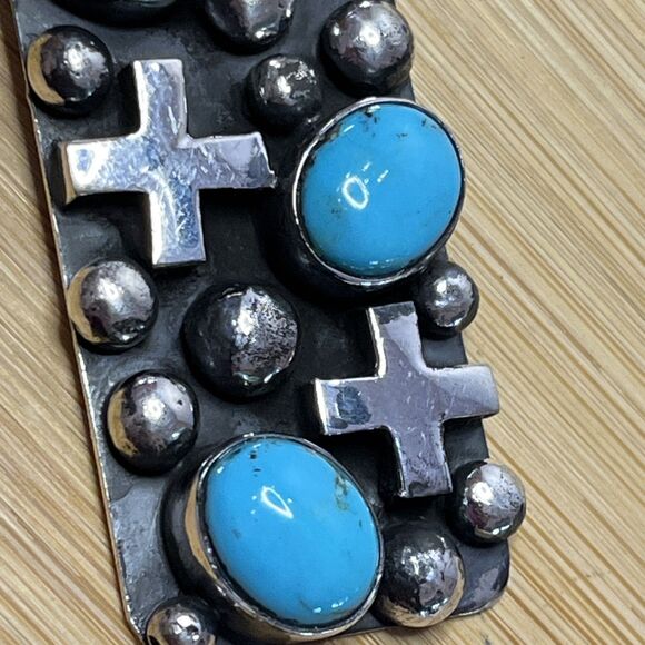 Signed- Chimney Butte Southwestern Large Sterling Silver Cross/dot Pendant - Picture 8 of 8